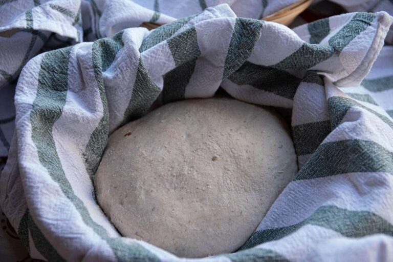 How Instant Yeast Became a Staple in German Baking